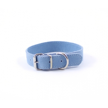 COLLAR PIEL AZUL CIELO